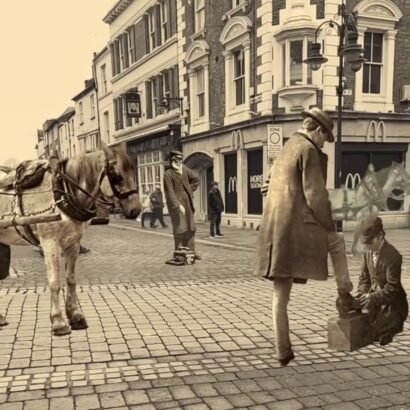 AR Trail. In Gravesend Footsteps. Augmented Reality overlay in a street