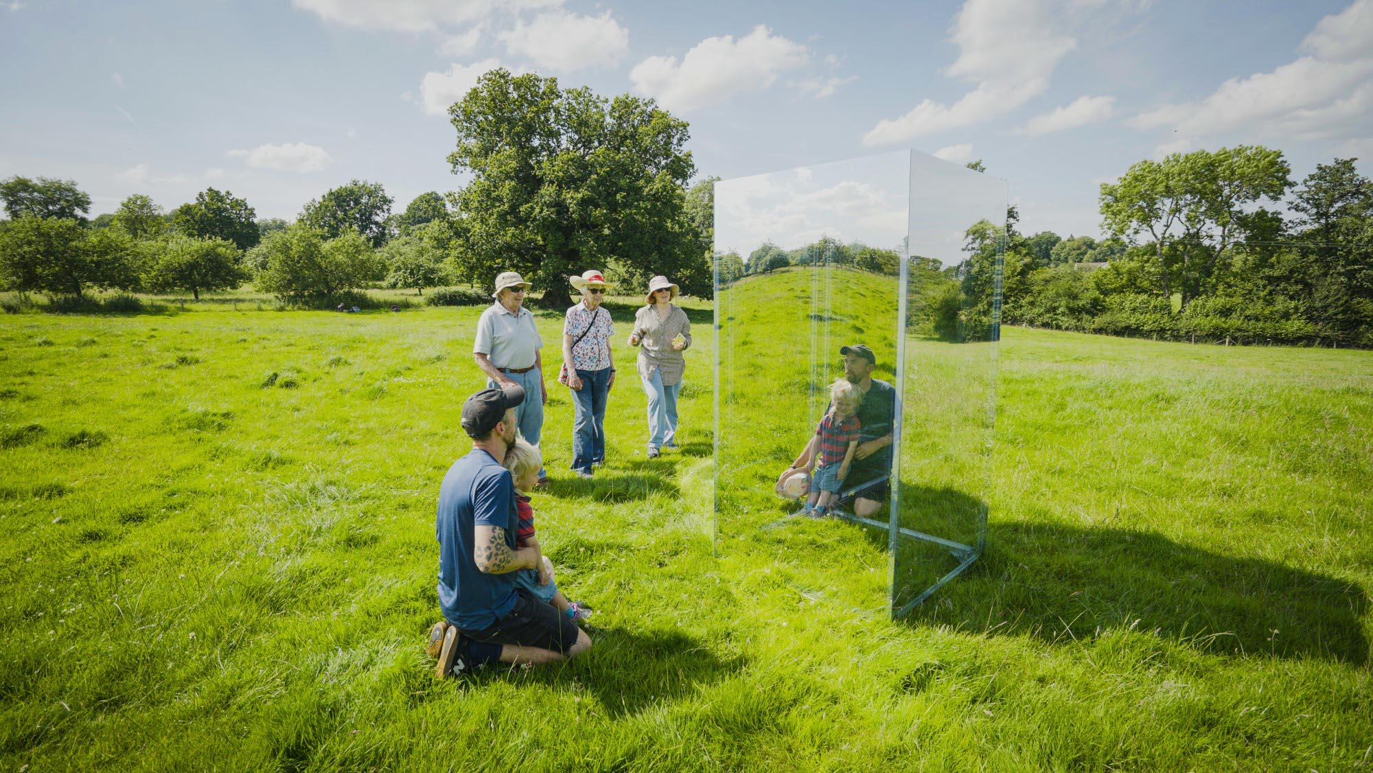 Mirrorbox, interactive sculpture for I would be here if I could project