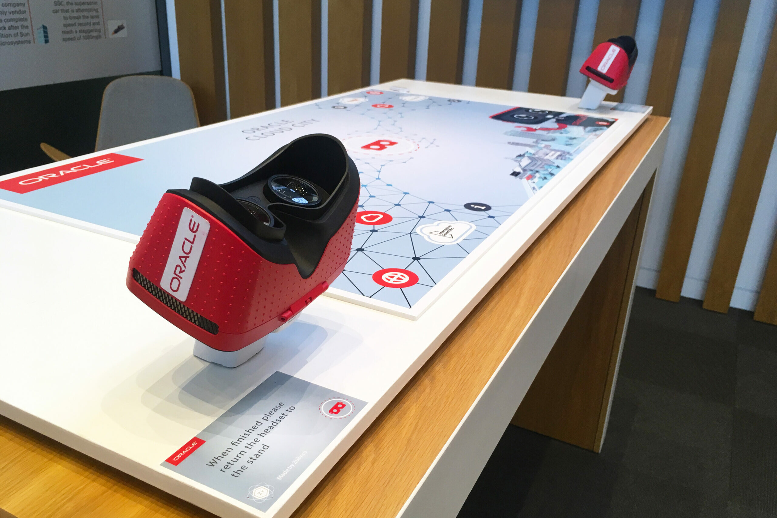 Augmented Reality goggles and AR tracking image for Oracle